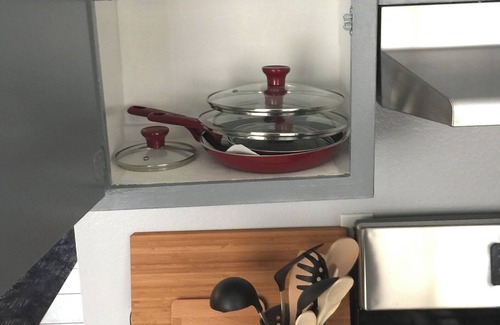 Eastside Copropriété | Cozy 1-bedroom condo with private garage, AC, & WiFi