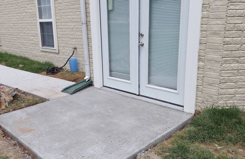 Bowie Maison | Cozy 1-bedroom house in wonderful Bowie with WiFi, fitness room, and close to DC