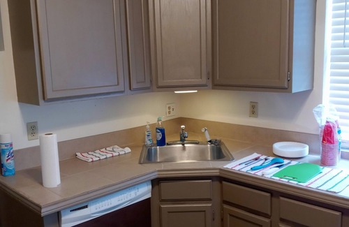 Central Northside Appartement | Cozy 1 bedroom, private apartment with close proximity to many major hospitals.