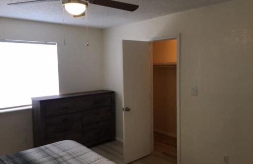 Lawton Appartement | Cozy 1-BR upstairs apartment, near Fort Sill!