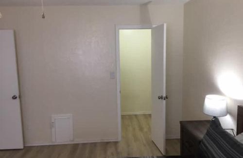 Lawton Appartement | Cozy 1-BR upstairs apartment, near Fort Sill!