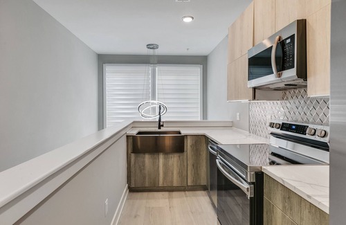 Fairmount Maison | Cozy 1B/1.5Ba Bi-Level Condo