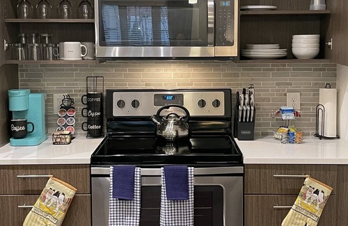 King of Prussia Appartement | Cozy 1BD/1BA Apart Ideal for Traveling Professionals & Medical Families | Free 🚙