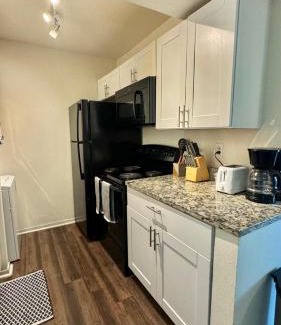 Medical Center District Appartement | Cozy 1Bd Condo in Medical Center w WiFi