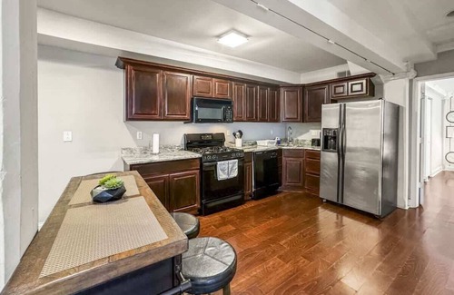 Old City Appartement | Cozy 1BD | Old City | 2 Beds | Independence Hall