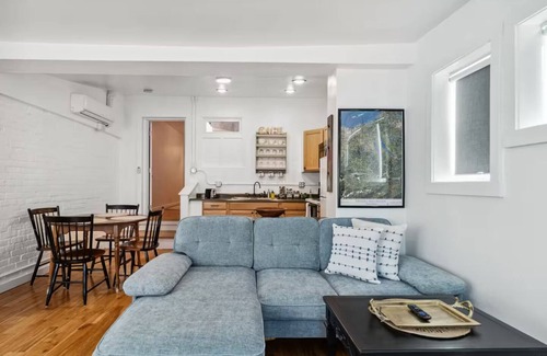 Geneva Appartement | Cozy 1BDR APT in Vibrant Downtown Geneva