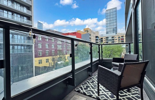 Garden District Appartement | Cozy 1BR downtown Toronto apartment with 1 bath, steps from major spots