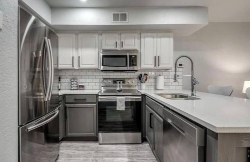 Oklahoma City Copropriété | Cozy 1BR in Prime Location