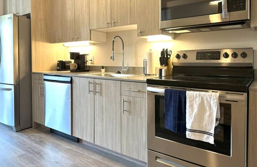 Uptown Appartement | Cozy 1BR Near Saint Joseph's