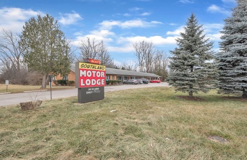 Riverview Appartement | Cozy 1BR Retreat in Brownstown – Relax and Unwind!