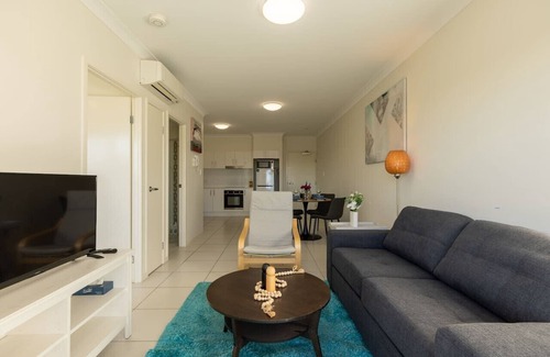 Springwood Appartement | Cozy 1BR Unit in Springwood Great Location Parking
