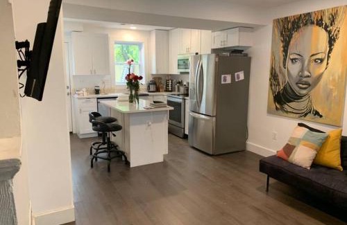 Northeast Appartement | Cozy 2/1.5 Getaway in Lily Ponds