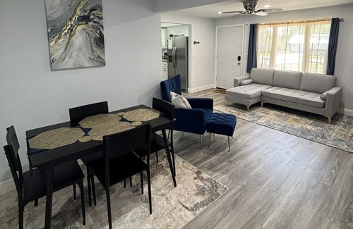 DeLand Maison | Cozy 2/2 Casita Retreat