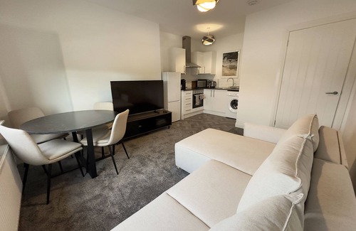 Lesmahagow Appartement | Appartement-Economie-Salle de bain privée séparée-Vue sur la campagne