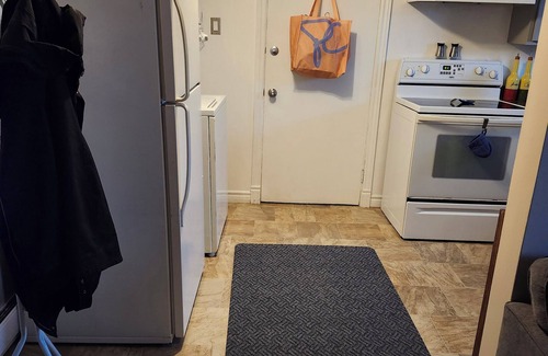 Grand Falls - Windsor Appartement | Cozy Bungalow centrally located to downtown, shopping, sports and more