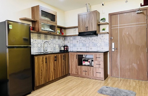 Hon Gai Hôtel | Cozy 2-bedroom apartment in fabulous Hạ Long with WiFi, AC, fitness room