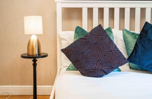 Addison Appartement | Cozy 2 bedroom and sofa bed by Central line