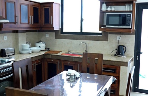 Boralesgamuwa Appartement | Cozy 2-bedroom apartment in enchanting Boralesgamuwa with WiFi, AC
