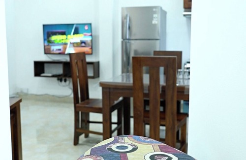 Boralesgamuwa Appartement | Cozy 2-bedroom apartment in enchanting Boralesgamuwa with WiFi, AC