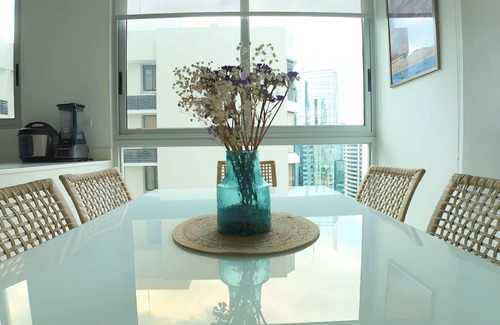 Obarrio Appartement | Cozy 2-bedroom apartment in the heart of Panama City with pool, laundry, gym, AC