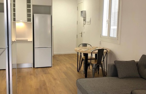 Sants Appartement | Cozy 2-bedroom apartment in charming Barcelona