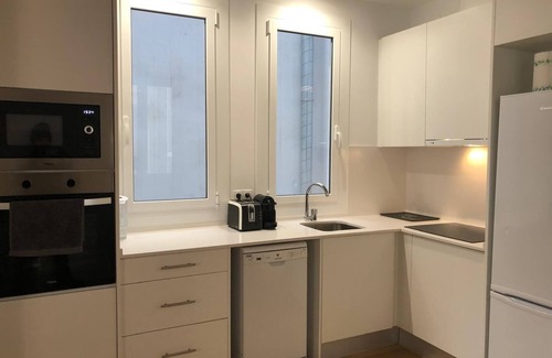 Sants Appartement | Cozy 2-bedroom apartment in charming Barcelona