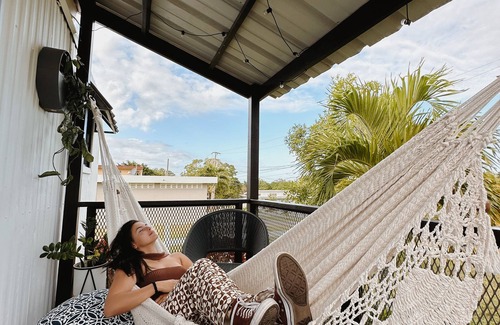Arecibo Maison | Cozy 2-bedroom apartment in charming Arecibo with WiFi, AC