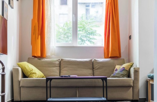 Sofia City Center Appartement | Cozy 2-bedroom apartment in awesome Sofia with AC, WiFi