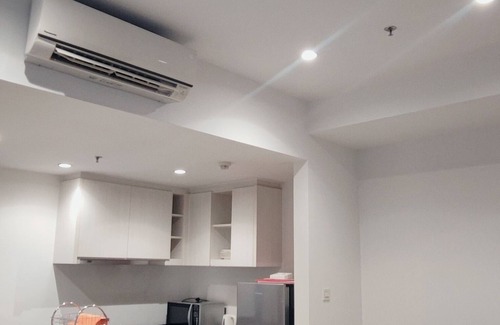 Bumi Serpong Damai Appartement | Cozy 2-bedroom apartment in enjoyable Banten with WiFi, fitness room
