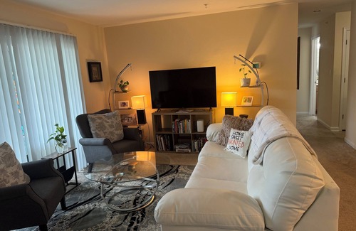 Savage-Guilford Appartement | Cozy 2-bedroom apartment in charming Laurel