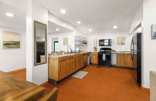 Remsen Appartement | Cozy 2-bedroom apartment with AC, WiFi in charming Remsen