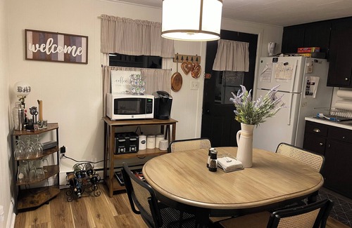Albrightsville Cabine | Cozy 2-bedroom cabin located in the heart of the Poconos!