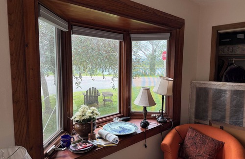 Buffalo City Cabine | Cozy 2-bedroom cabin in charming Buffalo City with AC