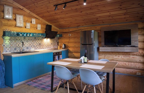 Kolasin Chalet De Ski | Cozy 2-Bedroom Chalet in Beautiful Countryside in Kolasin