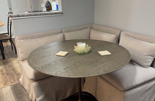 Ventnor City Copropriété | Cozy 2-bedroom condo in Ventnor - one block to the beach!