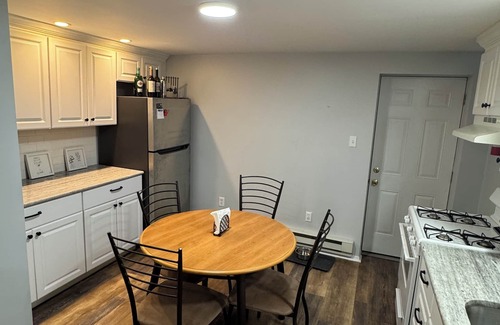 Ventnor City Copropriété | Cozy 2-bedroom condo in Ventnor - one block to the beach!
