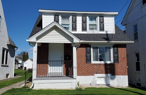 Boyertown Maison | Cozy 2-Bedroom Downtown Boyertown Home