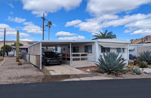 Tucson Estates Maison | Cozy 2 bedroom home in Tucson Estates with many amenities near many attractions.