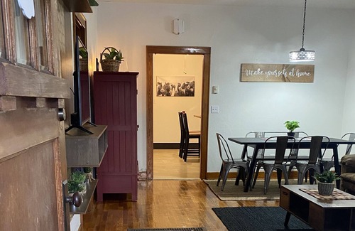 Haviland Maison | Cozy 2 bedroom home with your own parking. Can sleep 9