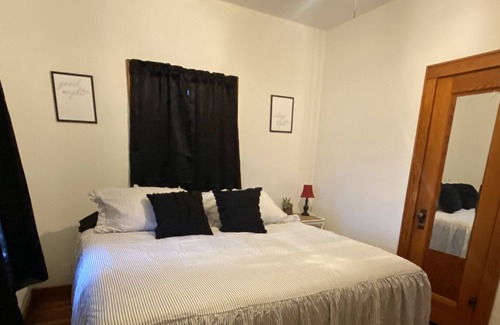 Haviland Maison | Cozy 2 bedroom home with your own parking. Can sleep 9