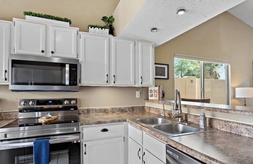 Casas Adobes Maison | Cozy 2-bedroom house directly across from Tucson National Golf Resort