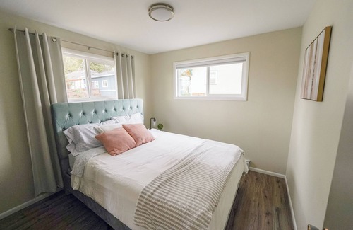 Lynden Maison | Cozy 2-bedroom house in charming Lynden with WiFi