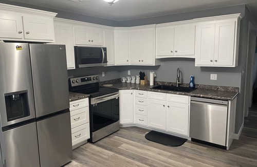 Jefferson City Maison | Cozy 2 - bedroom Little Blue House On The Hill in enjoyable Jefferson City