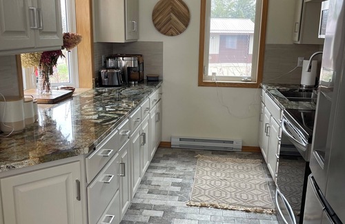 Farwell Cabine | Cozy 2-bedroom cabin on charming Grant Lake in Holmes City