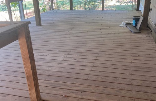 Homer Maison | Cozy 2-bedroom lake camp house in fantastic Homer with WiFi and lake access