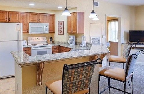 Florida Central Atlantic Coast Station Balnéaire | Cozy 2-bedroom resort in amazing Lake Buena Vista with AC, fitness room