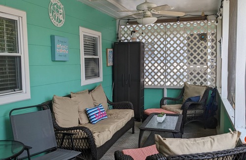 Rehoboth by the Sea Cottage | Cozy 2 BR Cottage steps from the Beach. Pet Friendly.