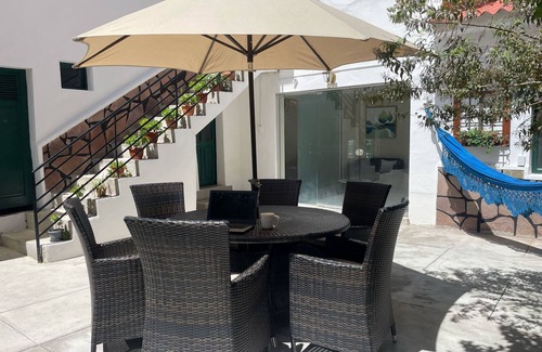 Sucre Appartement | Cozy 2 doble queen bedroom apartment in central Sucre, steps from main square