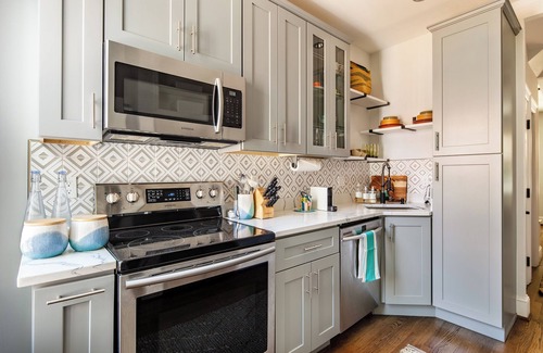 Northwest Appartement | Cozy 2-Level apartment in NW Cleveland Park, AU, National Cathedral, Georgetown