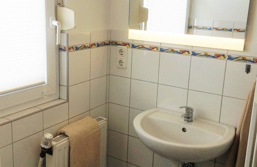 Calden Appartement | Appartement confortable de 2 pièces avec vue sur le Dörnberg